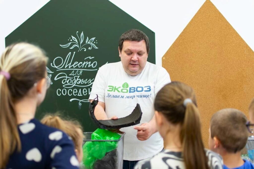 Доброе партнёрство с #ДавайтеМеняться