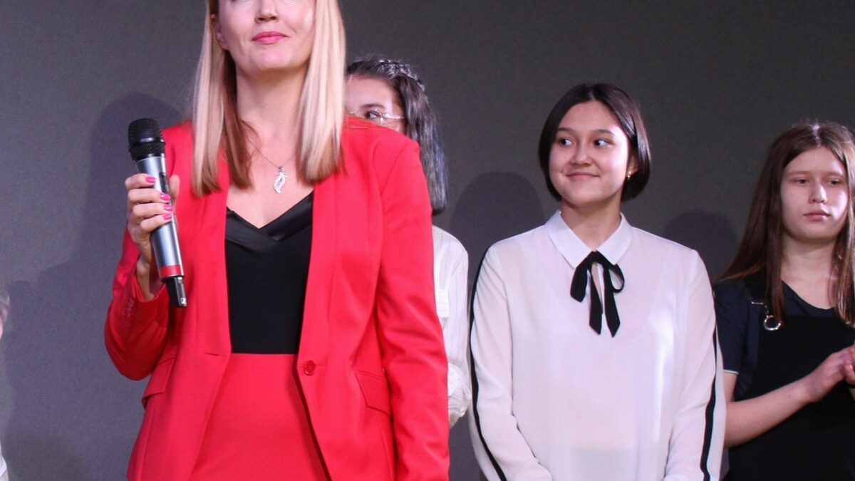 🎉Сегодня отмечает день рождения наш руководитель по социальным проектам Алена Душкова.